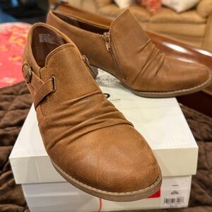 Kim Roger Releyna Ultra Comfort USED ankle bootie size 8.5